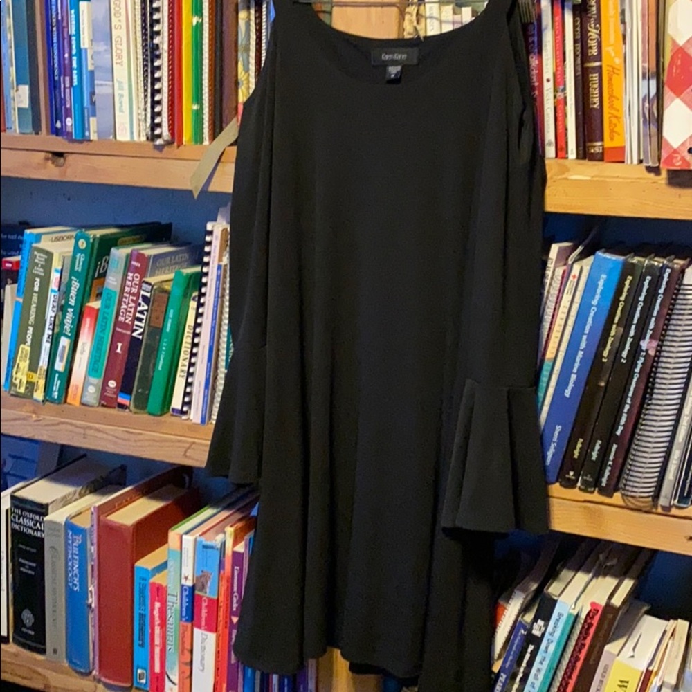 Karen Kane cold shoulder black dress, M